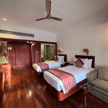 Hotel Chandela Khajurāho Zewnętrze zdjęcie